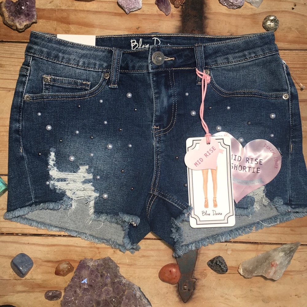 Blue Desire NWT Destroyed Size 7 cut offs